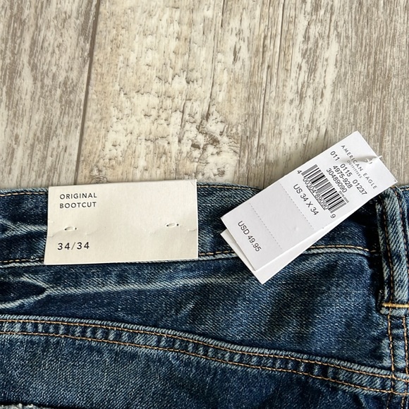 Jeans - Picture 3 of 3